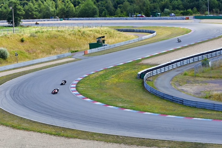 Où peut-on rouler en circuit moto en France ?